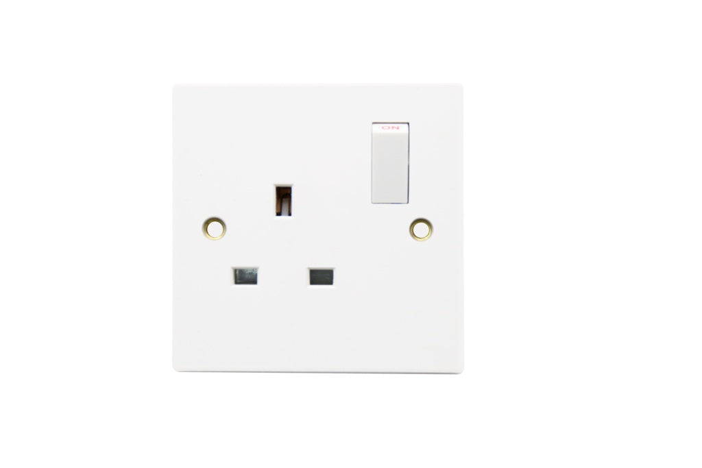 1 Gang Switched Socket Double Pole
