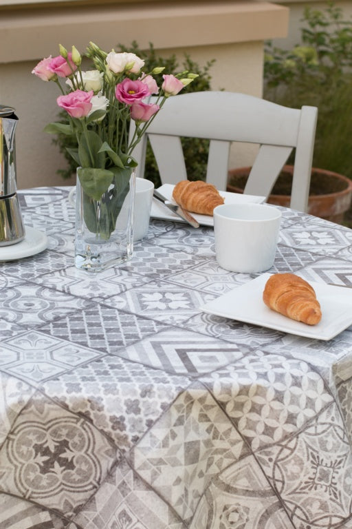 d-c-fix® Manhattan Tablecloth - Visbi