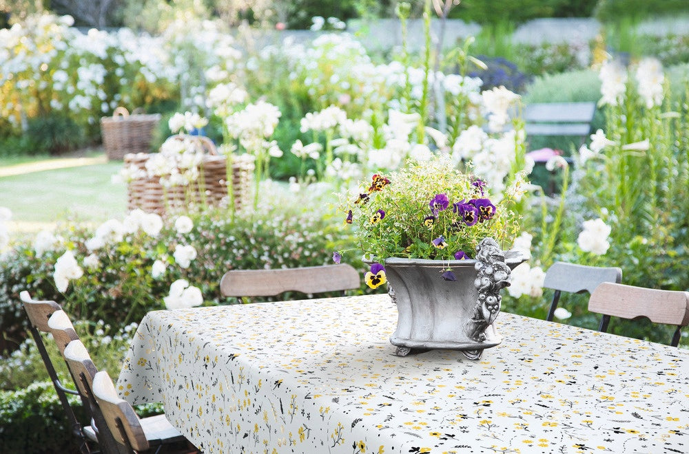 d-c-fix® Monte Carlo Tablecloth - Blumma