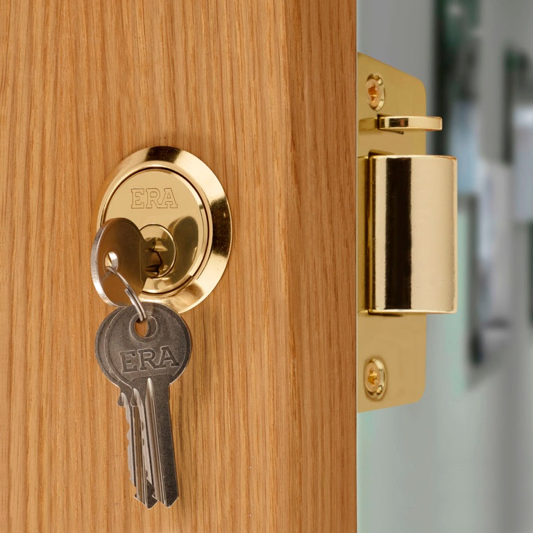 Era Double Locking Nightlatch 40mm Finish: Brass Effect Body - Brass Cylinder