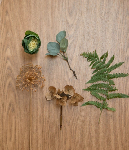 d-c-fixÂ® Self Adhesive Film - Light Oak