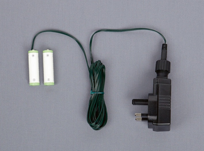 Premier Battery Replacement Adaptor 3 Volts 2 X AA