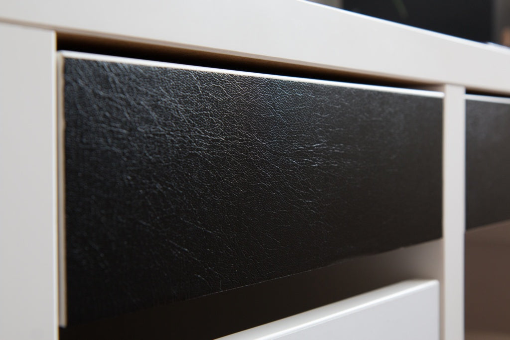 d-c-fixÂ® Self Adhesive Film - Leather Black