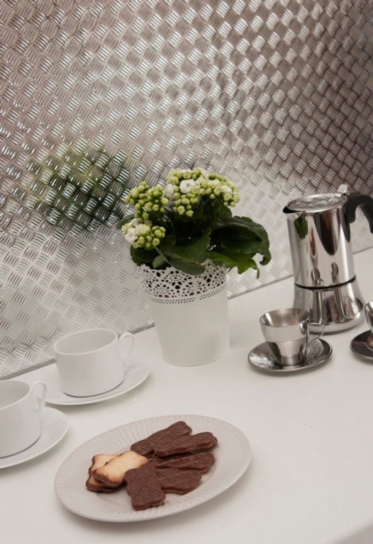 d-c-fixÂ® Self Adhesive Film - Chequer Plate