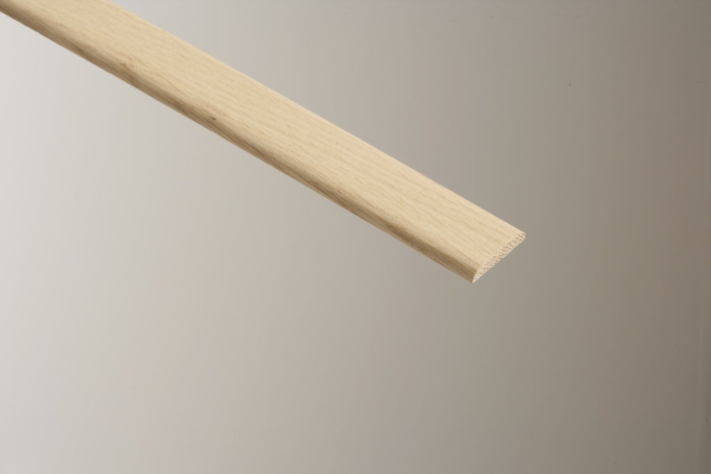 Cheshire Mouldings Oak D Mould 2.4m