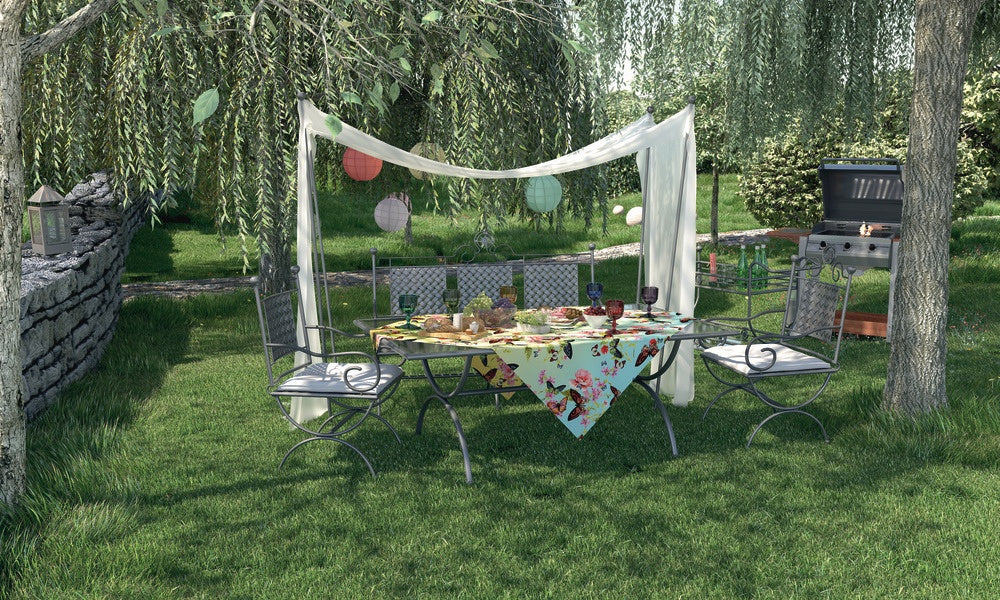 d-c-fixÂ® Manhattan Tablecloth - Aimee