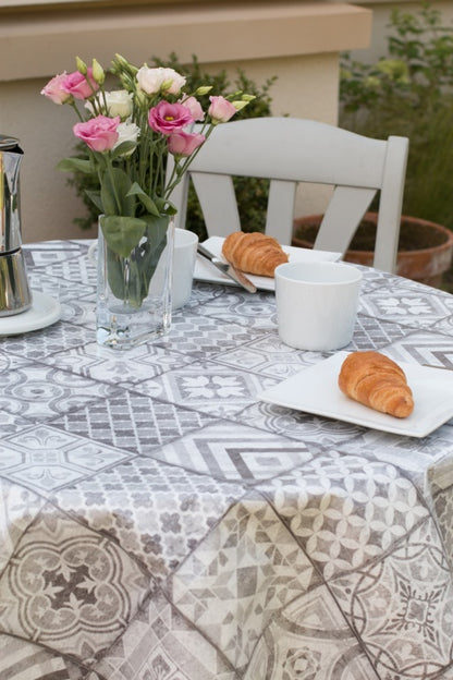 d-c-fixÂ® Manhattan Tablecloth - Visbi