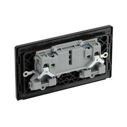 BG 13a 2 Gang Plastic Switched Socket
