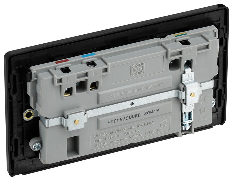 BG 13a 2 Gang Plastic Switched Socket With Wifi & USB