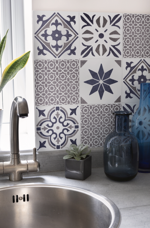 d-c-fixÂ® Self Adhesive Wall Tile Lina Grey