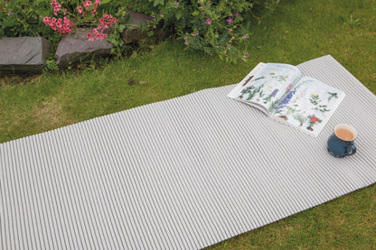 d-c-fixÂ® Comfort Flooring Grey