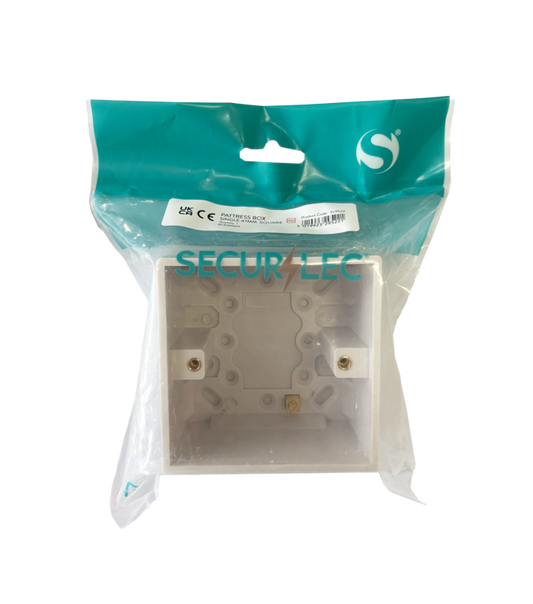 Single Pattress Box Bagged Square