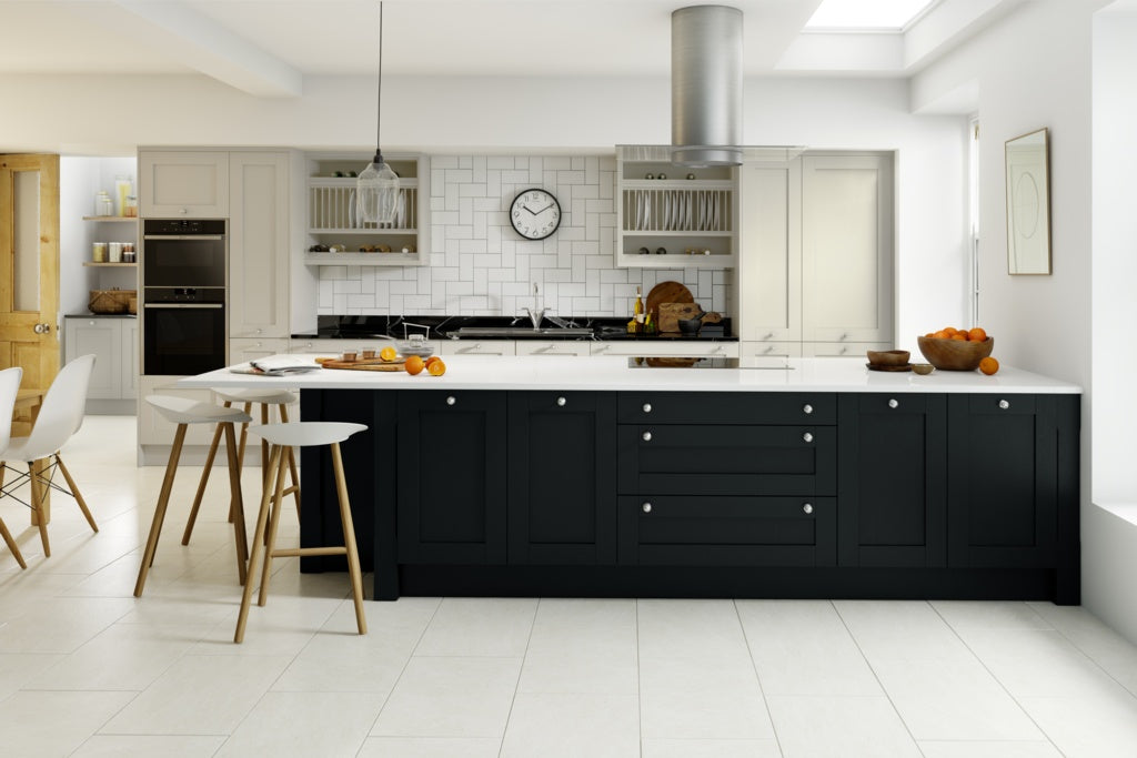 Chippendale Timber Shaker Kitchen 8 Piece Straight Layout Example