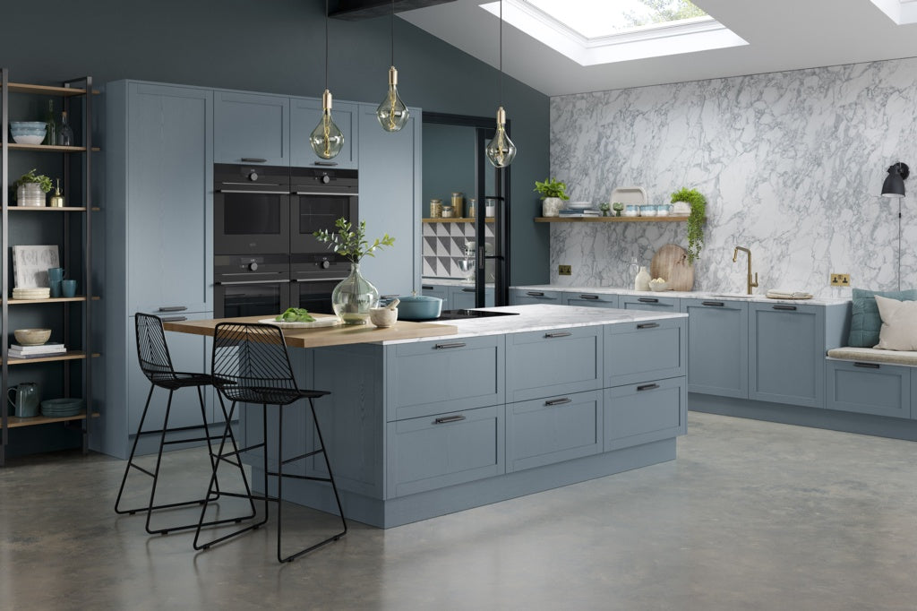 Chippendale Sovereign Painted Kitchen 8 Piece Straight Layout Example