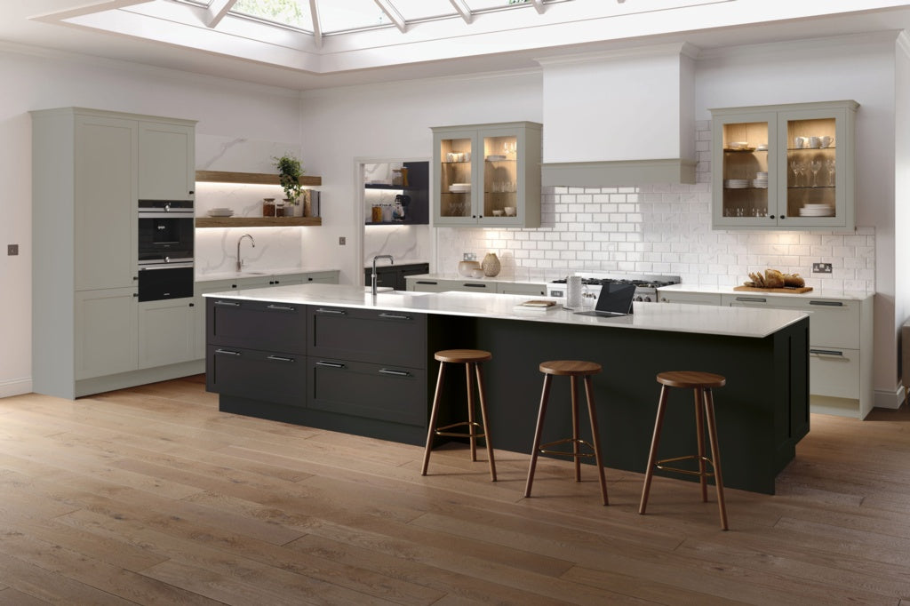 Chippendale Signature Painted Kitchen 11 Piece Layout Example