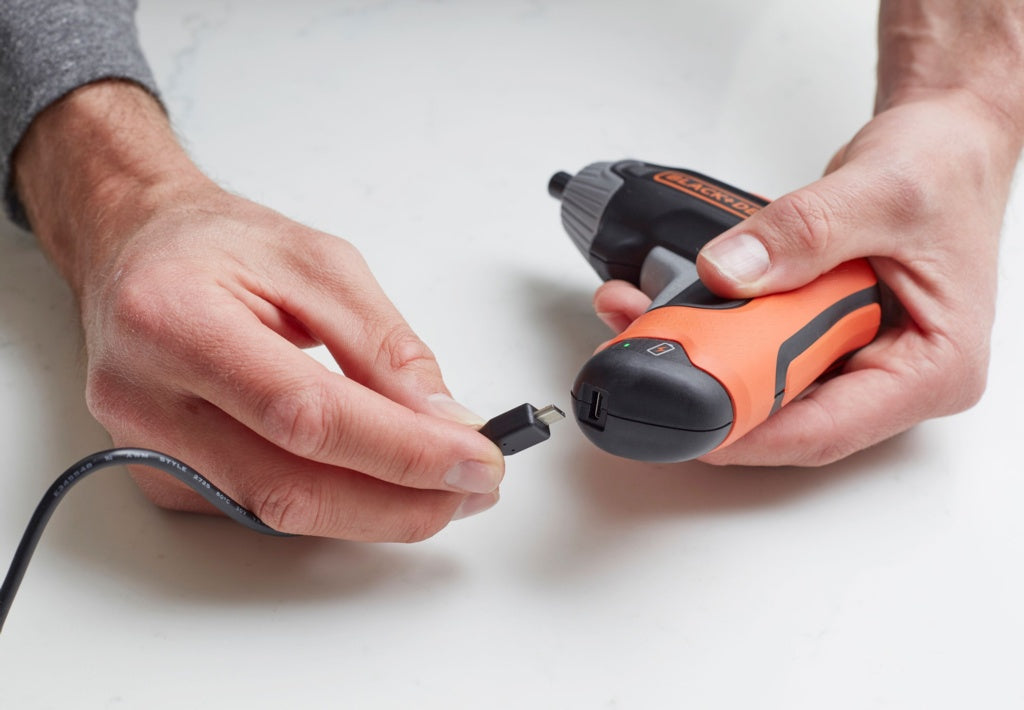 Black & Decker Rechargeable Screwdriver Kit 3.6v
