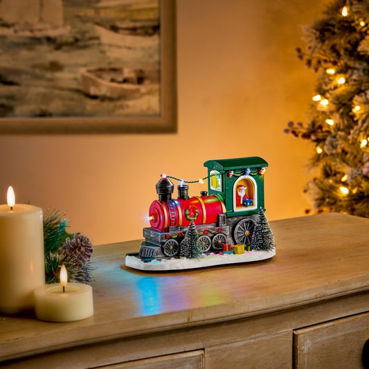 Premier Lit Santa In Train Scene 24.5cm