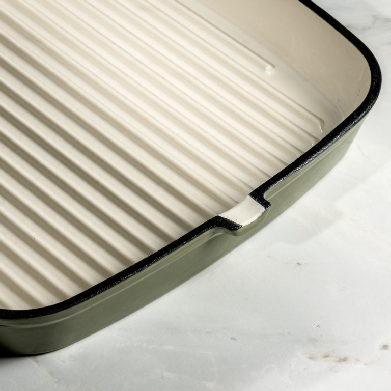 John & Lisa Cast Iron Sage Green Grill Pan 23cm
