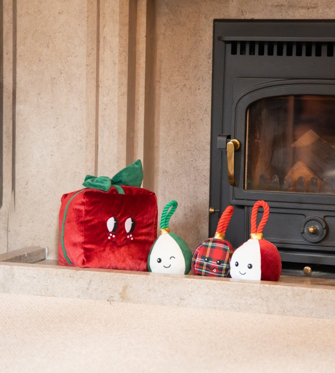 Rosewood Cupid & Comet Bauble Buddies Ass