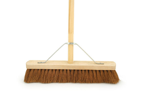 Bentley Natural Platform Brush With Handle