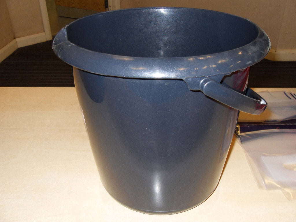 TML Bucket 13L Graphite