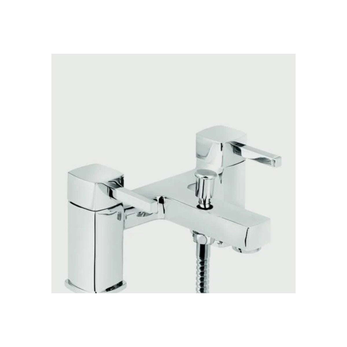 SP Bela Bath Shower Mixer - close-up